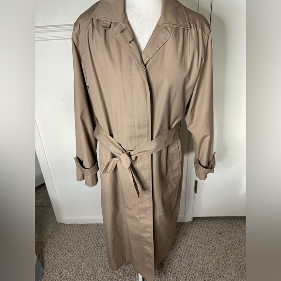 London Fog Classic Tan Women's Trench Coat size 10 R - Picture 1 of 8
